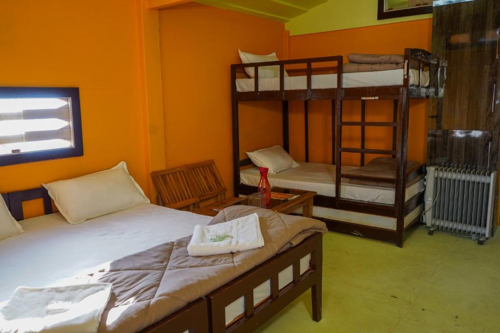 Resort in Kanatal